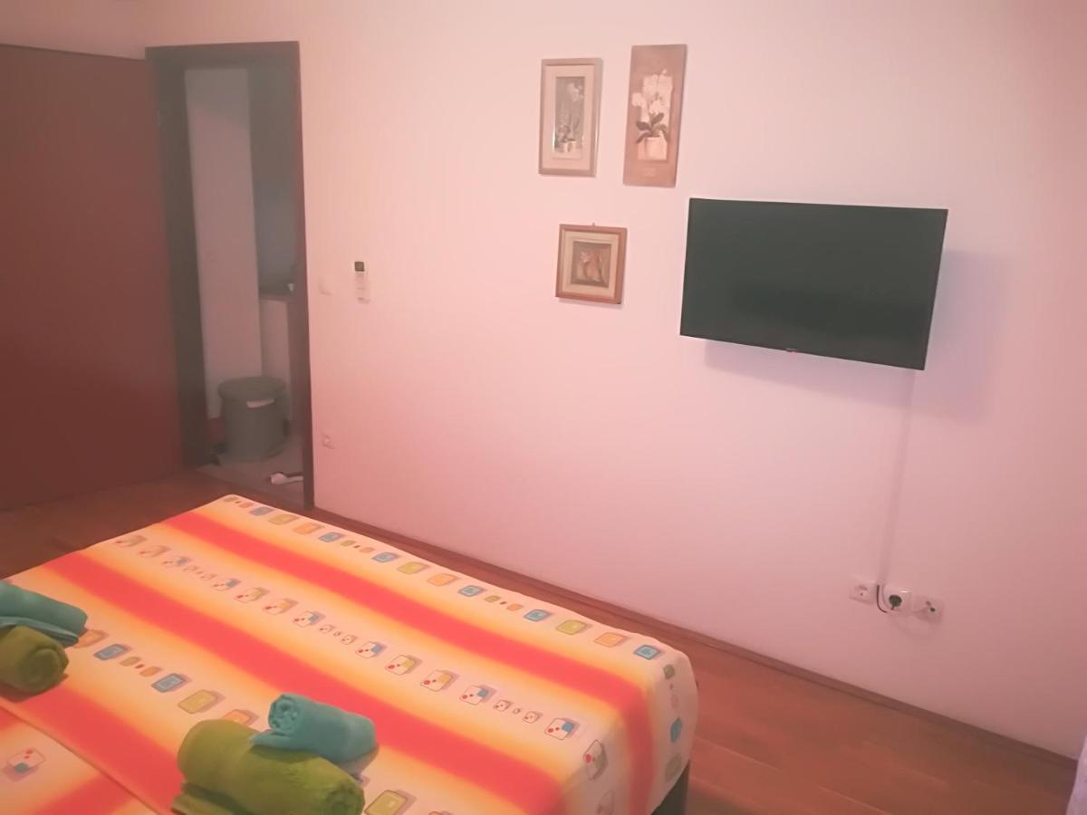 Apartments Mihic Makarska Exterior photo