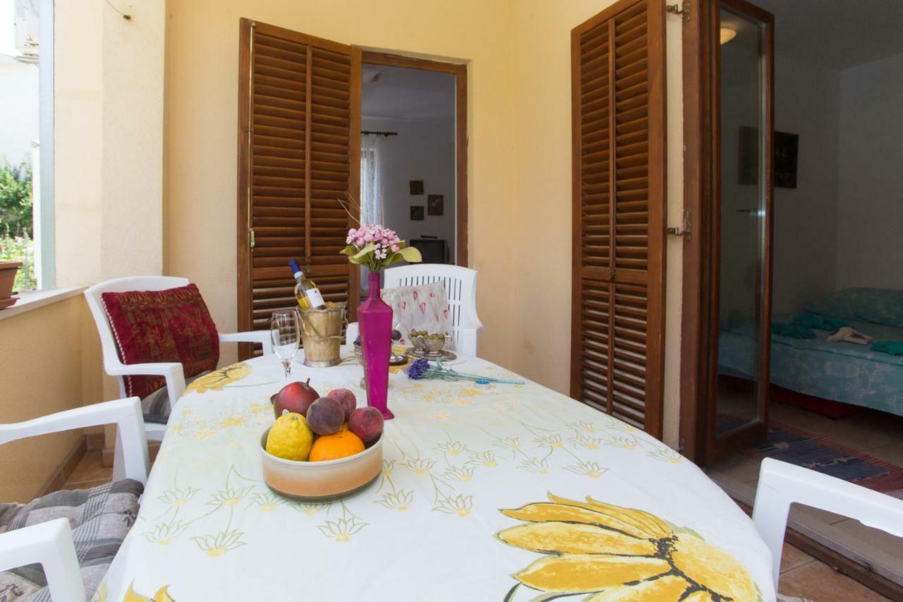 Apartments Mihic Makarska Exterior photo
