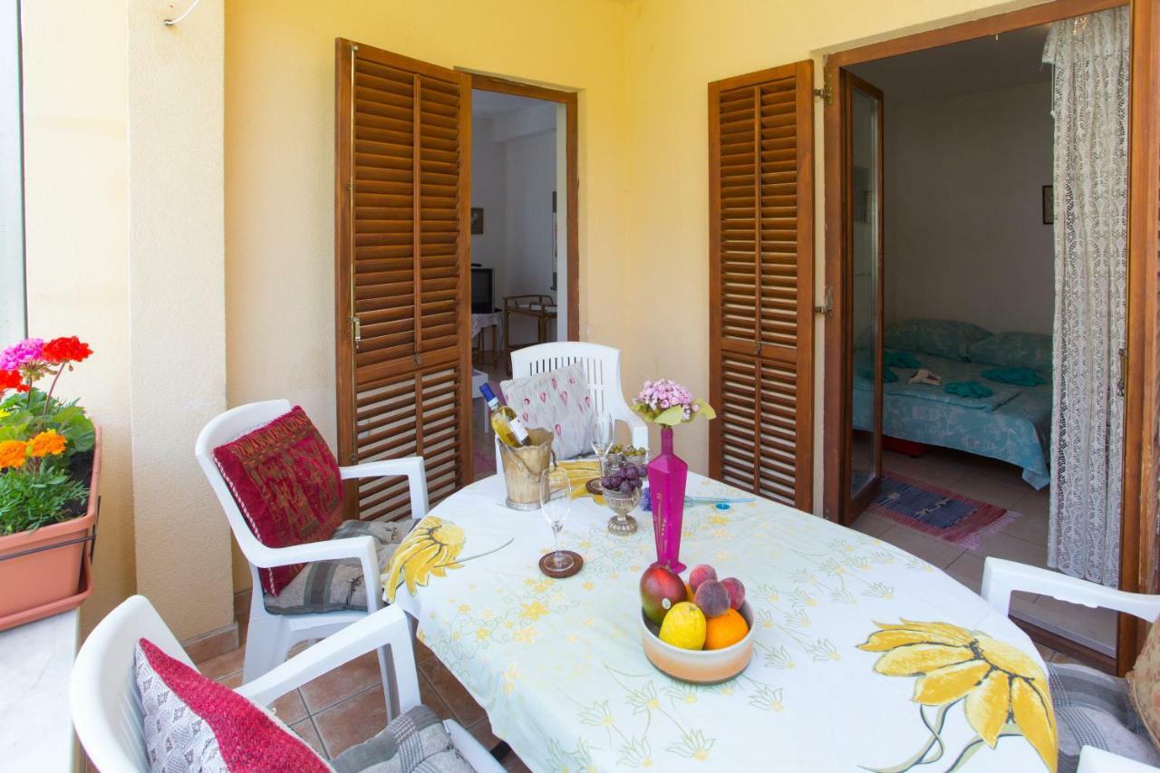 Apartments Mihic Makarska Exterior photo
