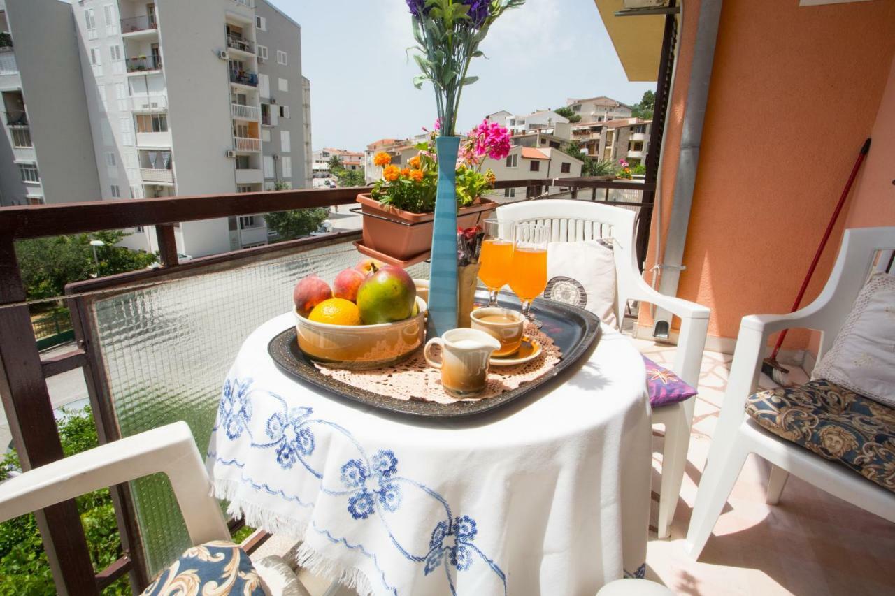 Apartments Mihic Makarska Exterior photo