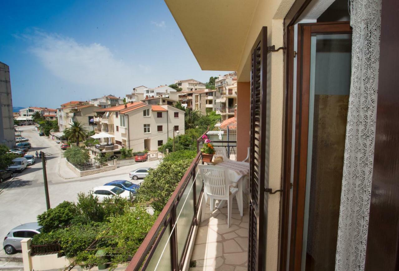 Apartments Mihic Makarska Exterior photo