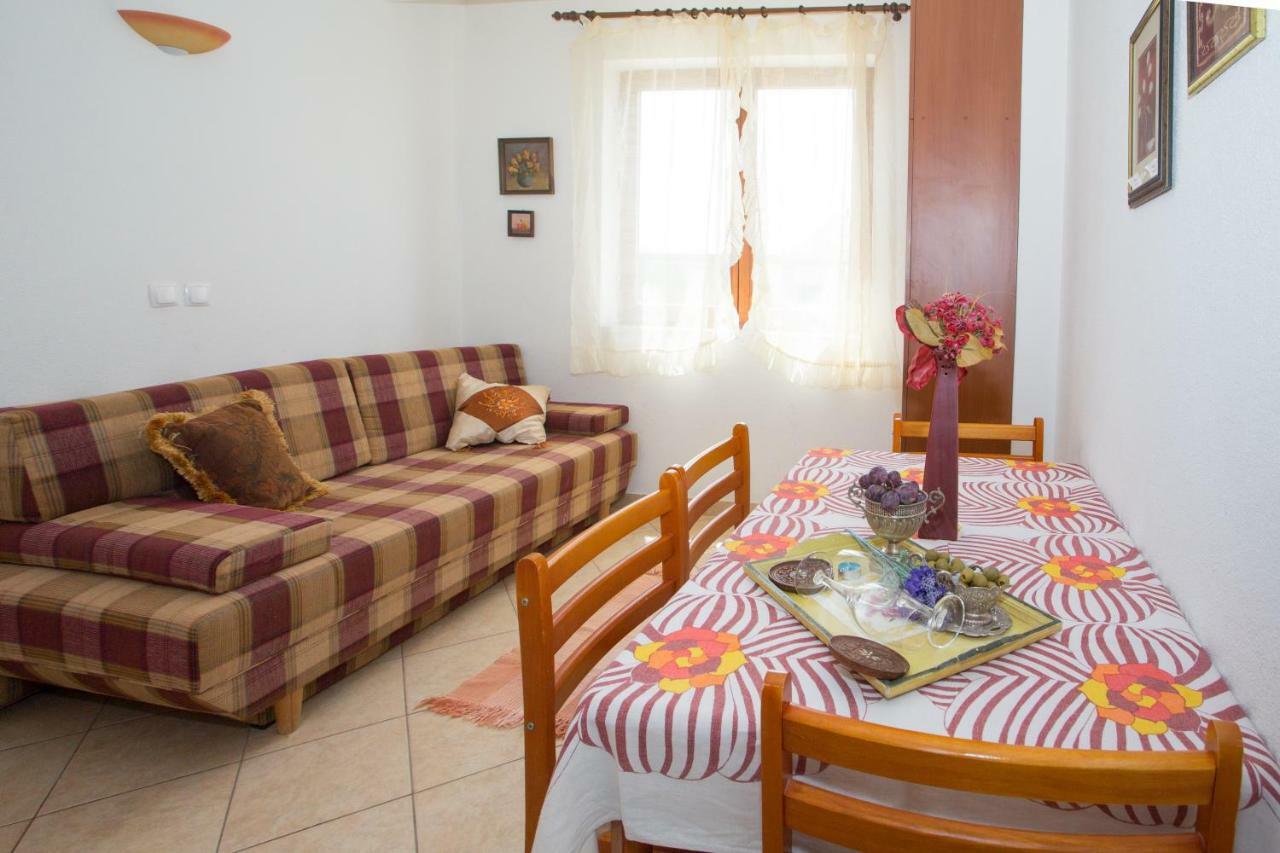 Apartments Mihic Makarska Exterior photo