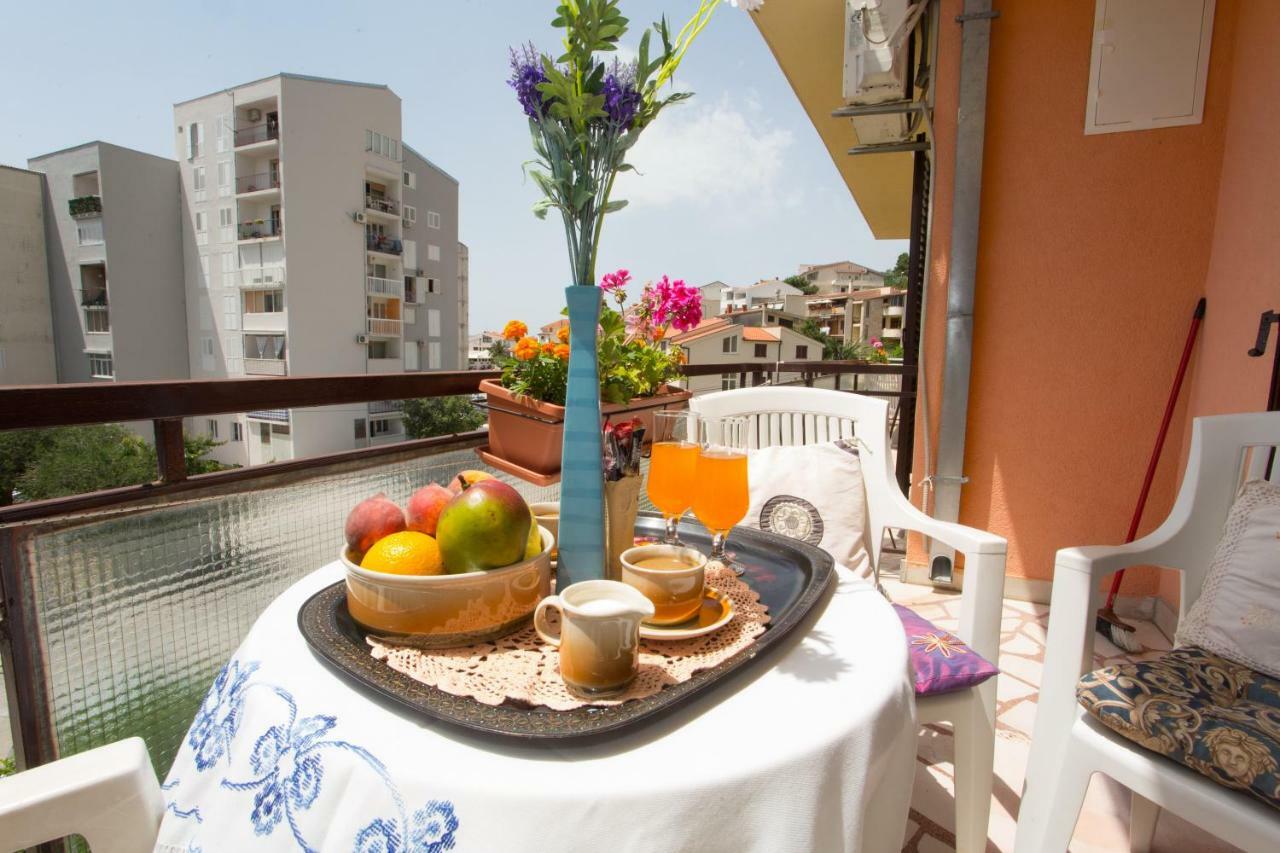 Apartments Mihic Makarska Exterior photo