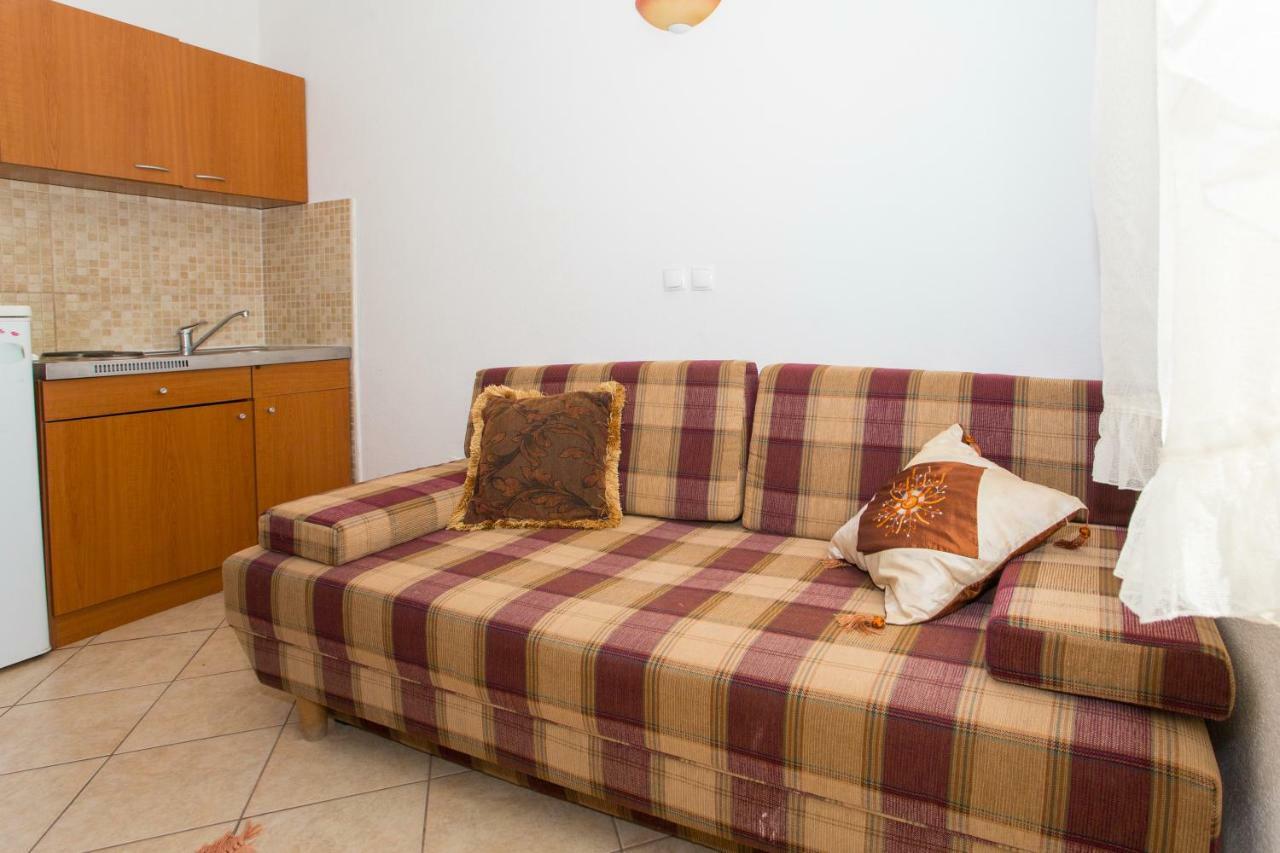 Apartments Mihic Makarska Exterior photo